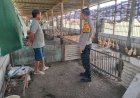 Bhabinkamtibmas-Desa-Plumbon-Porong-Dukung-Warga-dalam-Upaya-Swasembada-Pangan-Mandiri