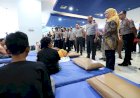 Kapolda-Jatim-Sampaikan-Duka-atas-Kecelakaan-Kapal-Laut-di-Perairan-Sumenep,-Pencarian-Korban-Hilang-Terus-Dilakukan