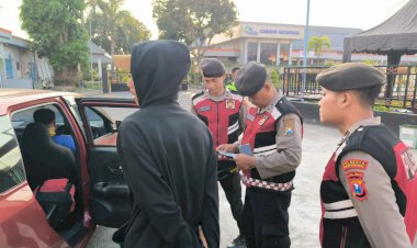 KTT-AIS-Forum-2023-di-Bali,-Polresta-Banyuwangi-Pertebal-Pengamanan-Pelabuhan-Ketapang