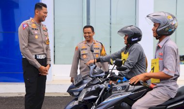 Pastikan-Tak-Ada-Pungli,-Kapolres-Tuban-Kunjungi-Kantor-Satpas