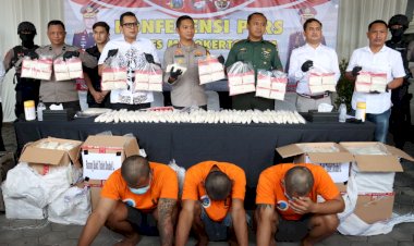 Polres-Mojokerto-Kota-Berhasil-Gulung-Bandar-Satu-Juta-Pil-Dobel-L-Senilai-Rp-3-M