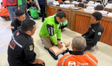 Polres-Mojokerto-Kota-Bekali-Driver-Ojek-Online-Keterampilan-PPGD-untuk-Penyelamat-di-Jalan