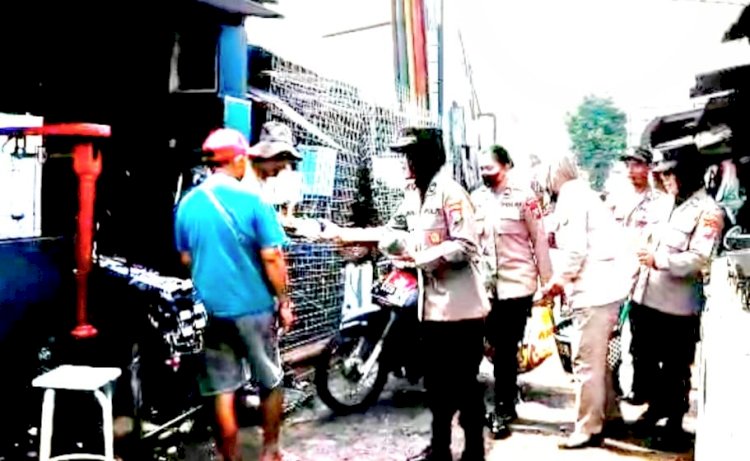 Sumbangsih Anggota Polres Jember Melalui