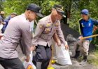 Gotong-Royong-Polres-Lumajang-dan-Warga-Pasang-Ratusan-Bronjong-di-Lokasi-Longsor